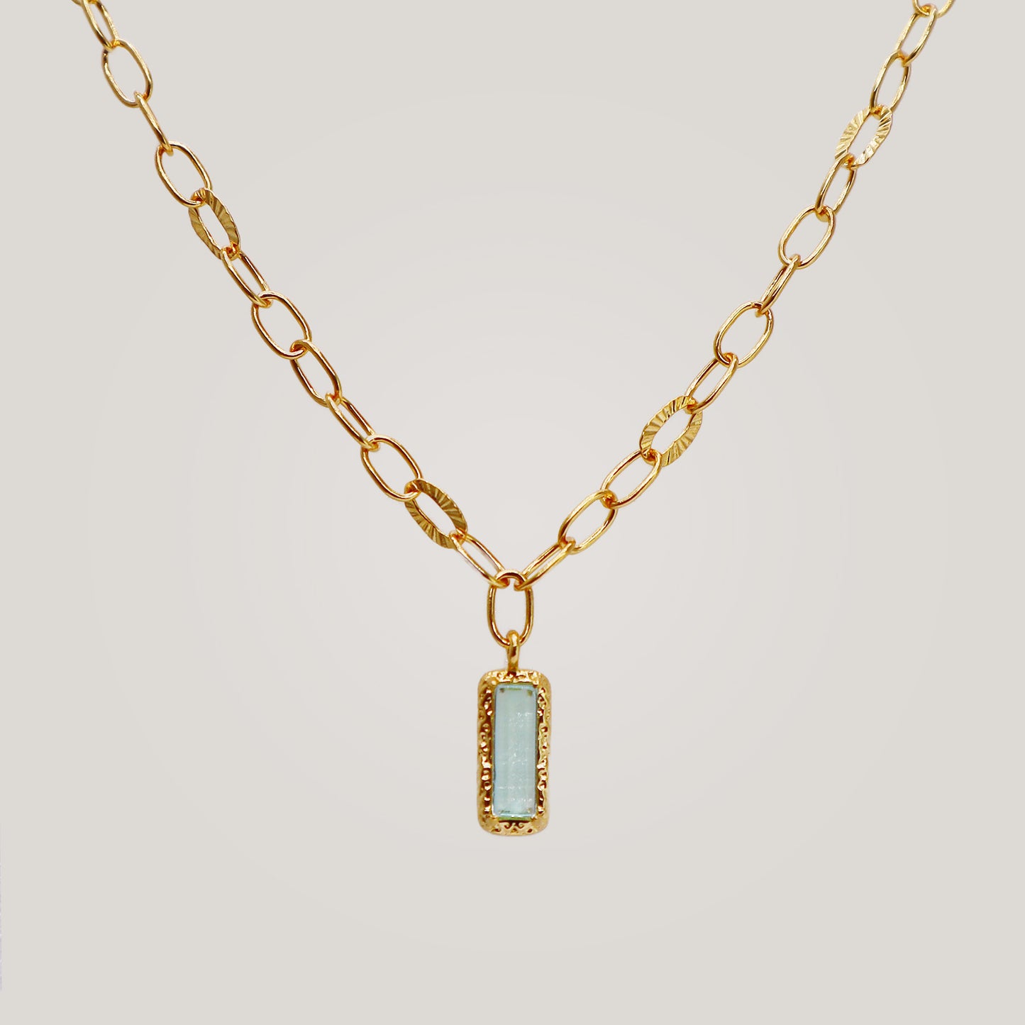 Square pendant Necklace