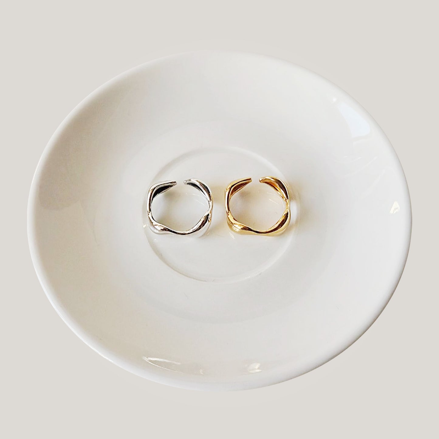 Wave Bold Ring