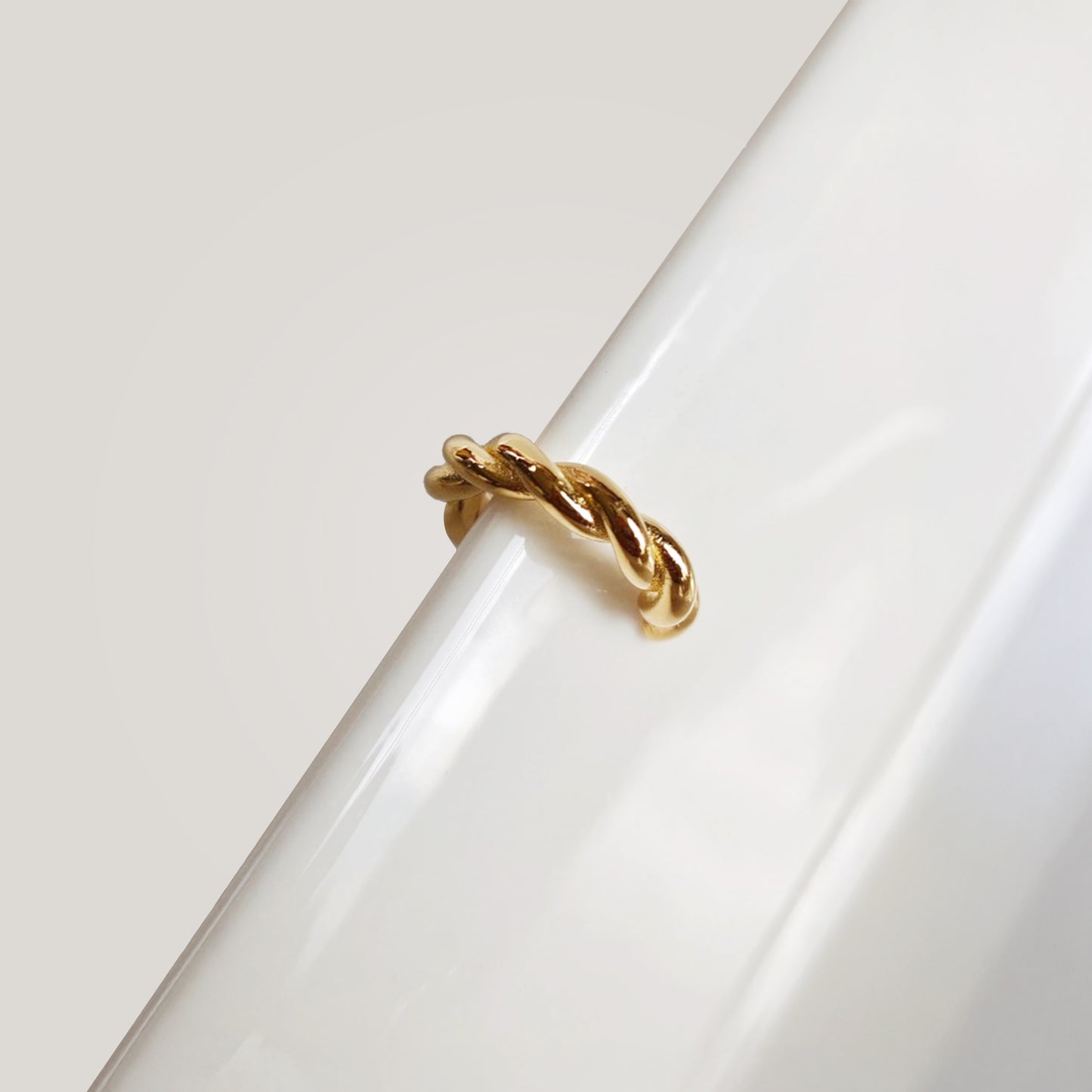 Twist Ear Cuff