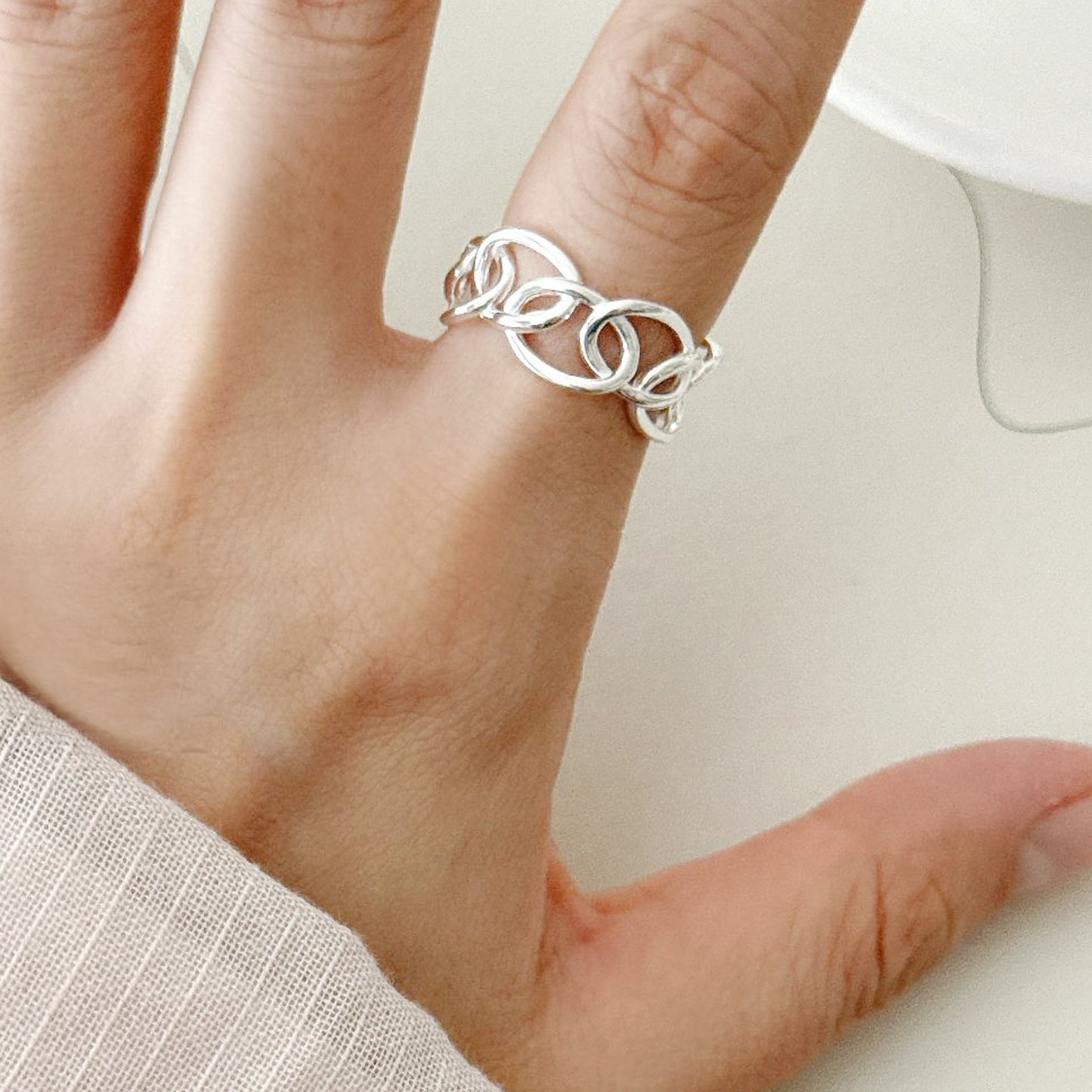 Link Open Ring