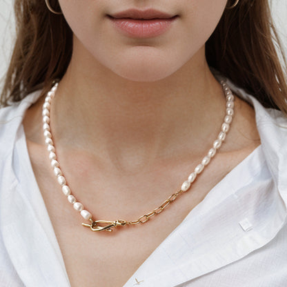 Premium Pearl T-Clasp Necklace