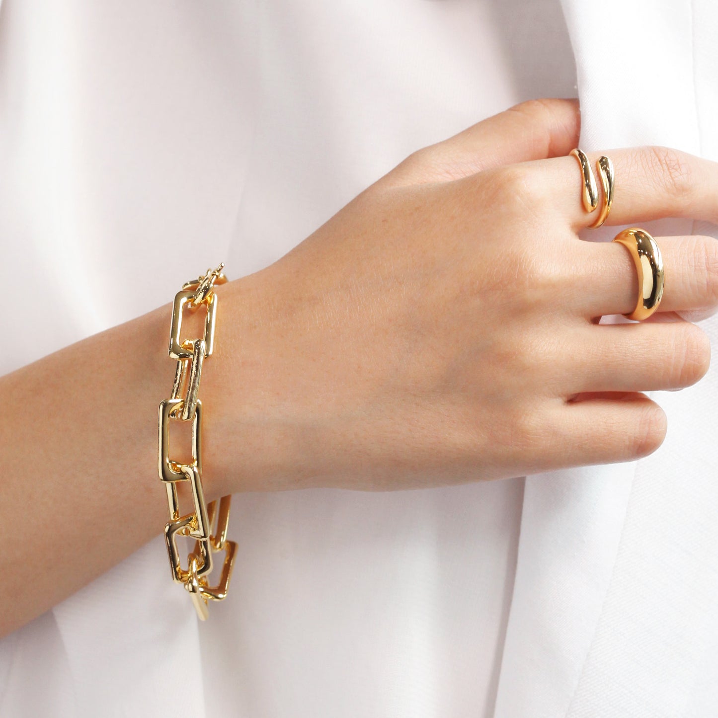 Sqaure Chain Bracelet