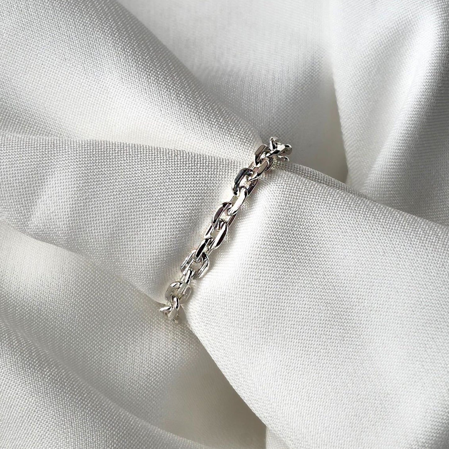 Luxe Chain Ring